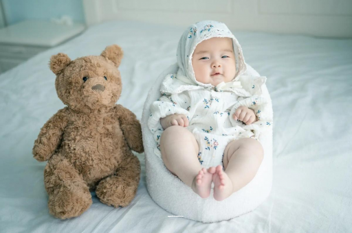 柳林怀孕多久会长痘痘